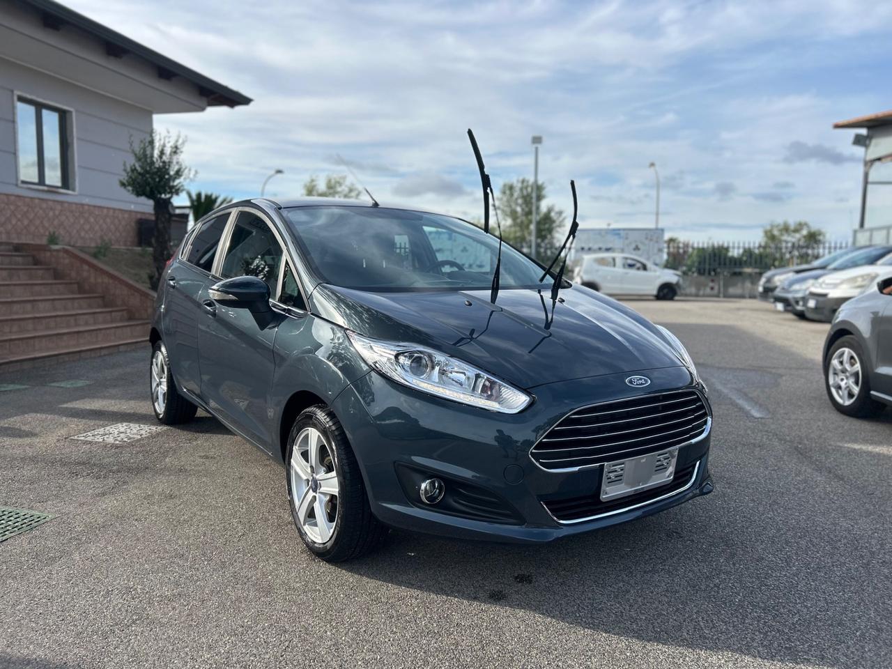 Ford Fiesta 1.4 5p. Bz.- GPL Titanium