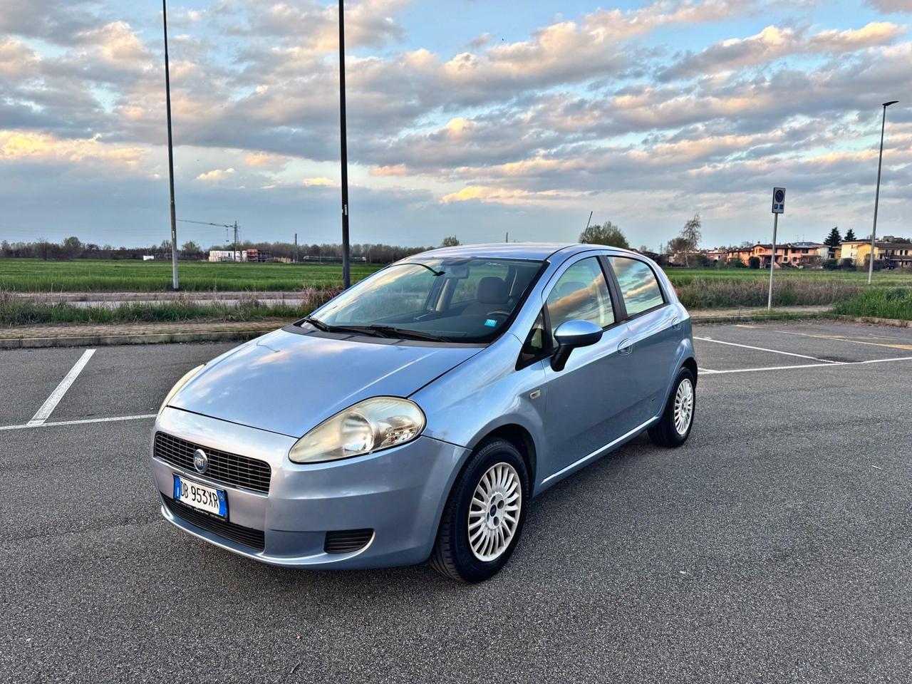 Fiat Grande Punto 1.4 Starjet 16V 5 porte Dynamic