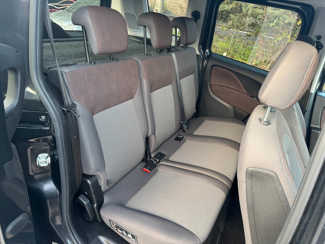 Fiat Doblò 1.6 MJT 16V 120CV Trekking 5 Posti