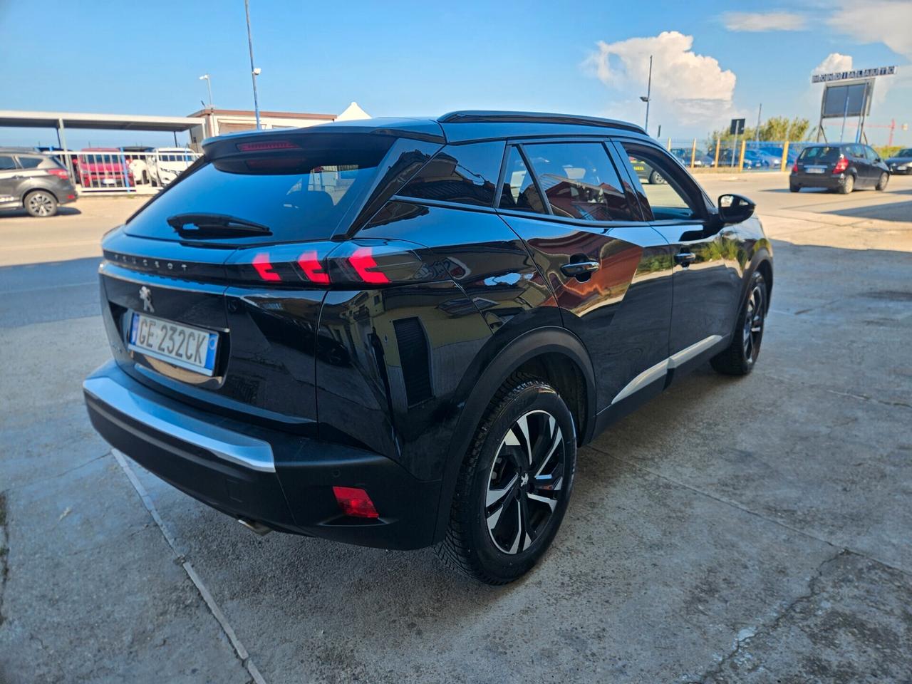 Peugeot 2008 BlueHDi 110 S&S Allure