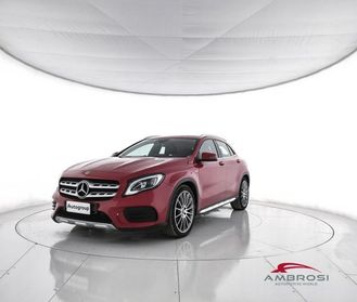 MERCEDES-BENZ GLA 200 Automatic Premium