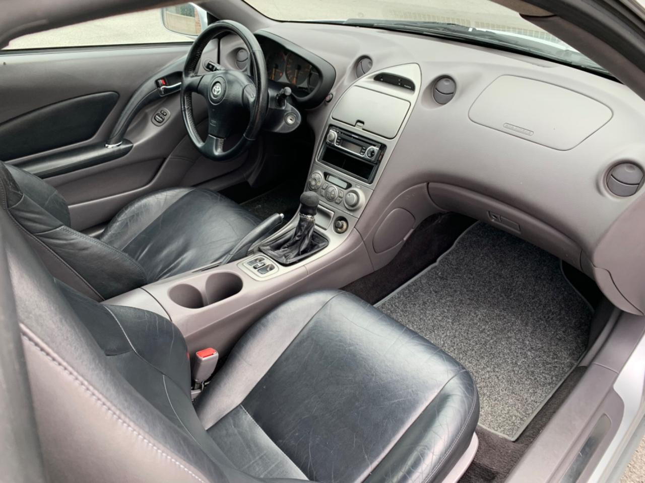Toyota Celica 1.8 16V VVT-i