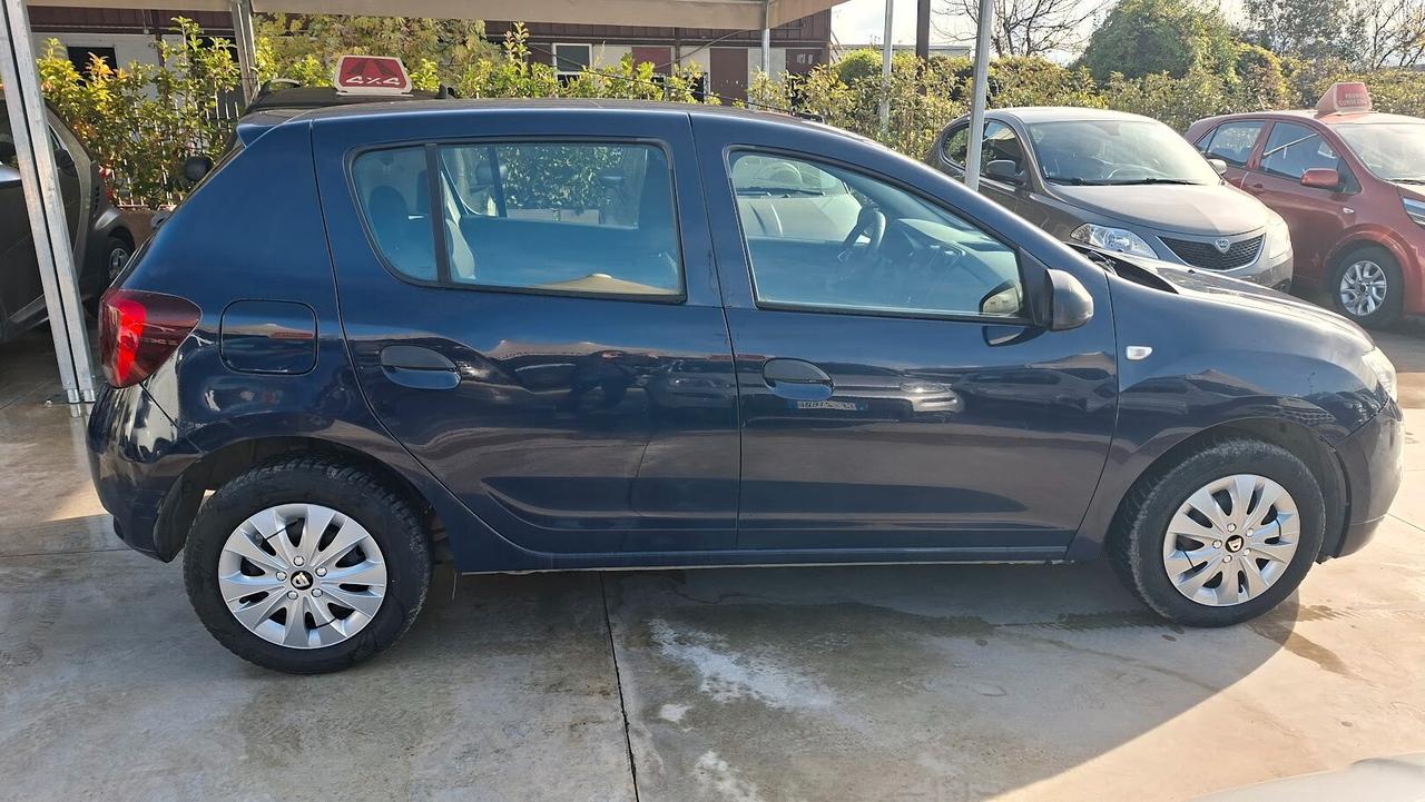 Dacia Sandero Turbo GPL di serie 90CV 2017