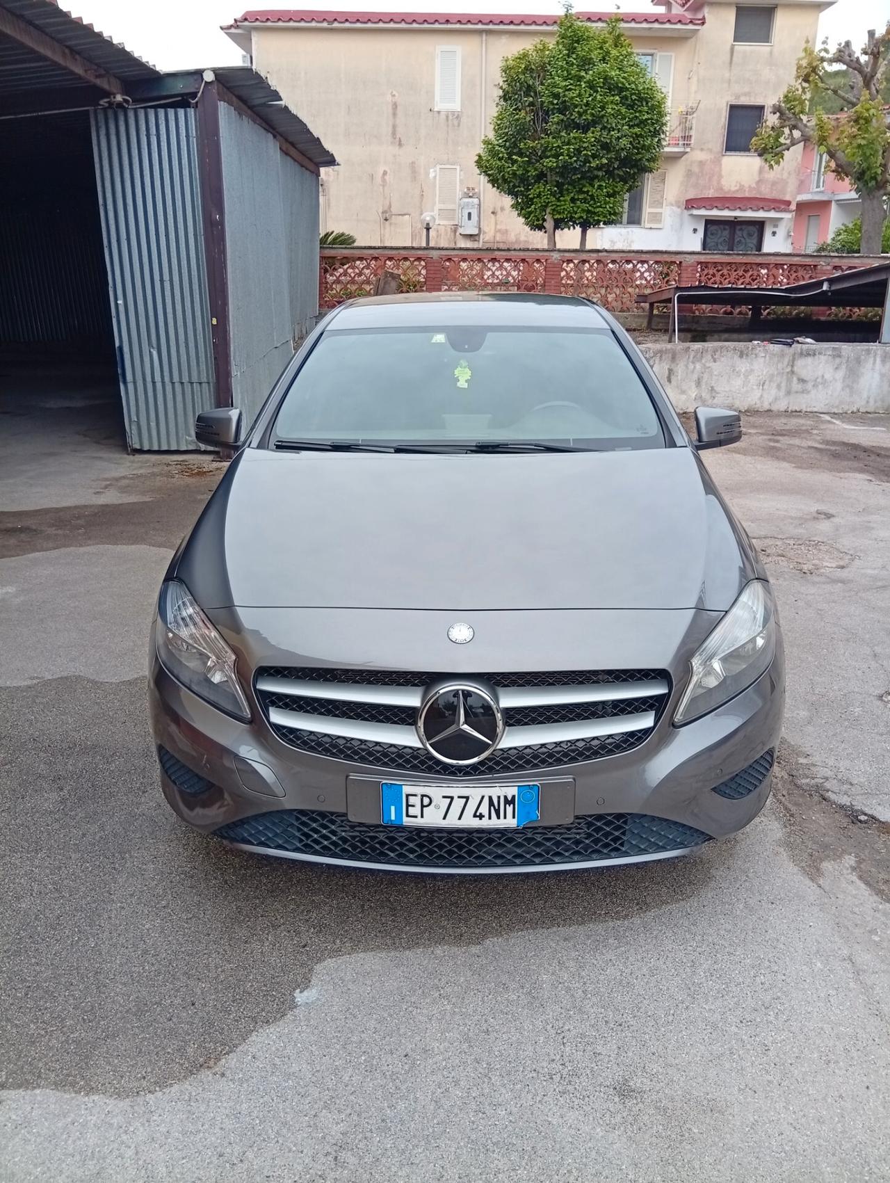 Mercedes-benz A 180 CDI BlueEFFICIENCY Automatic Sport