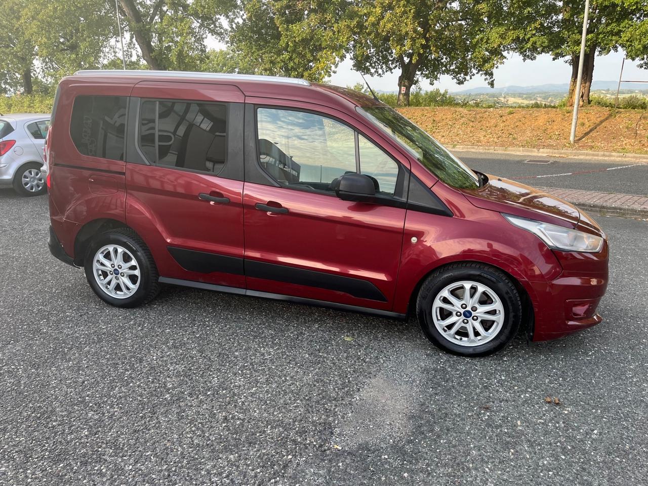 Ford Tourneo Connect 1.5 TDCi 100 CV Plus