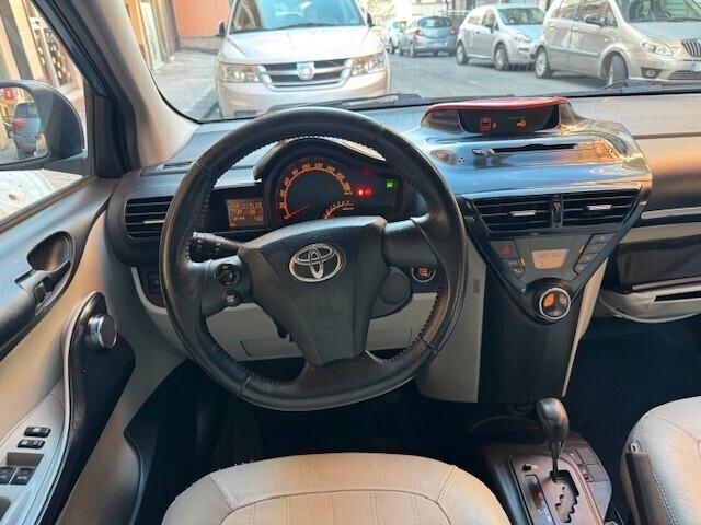 Toyota iQ 1.0 High Collection - Cambio Automatico
