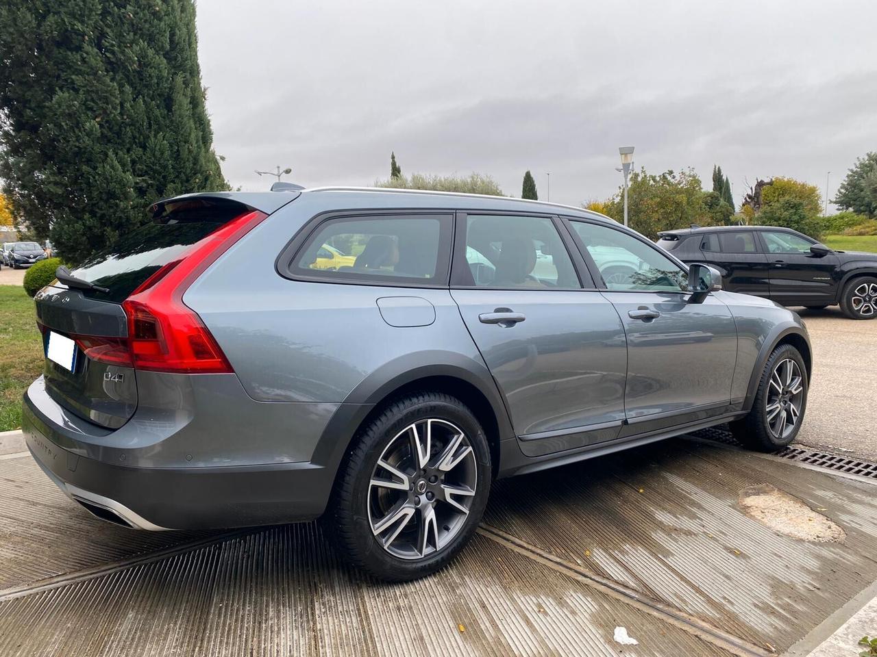 Volvo V90 Cross Country D4 AWD Geartronic