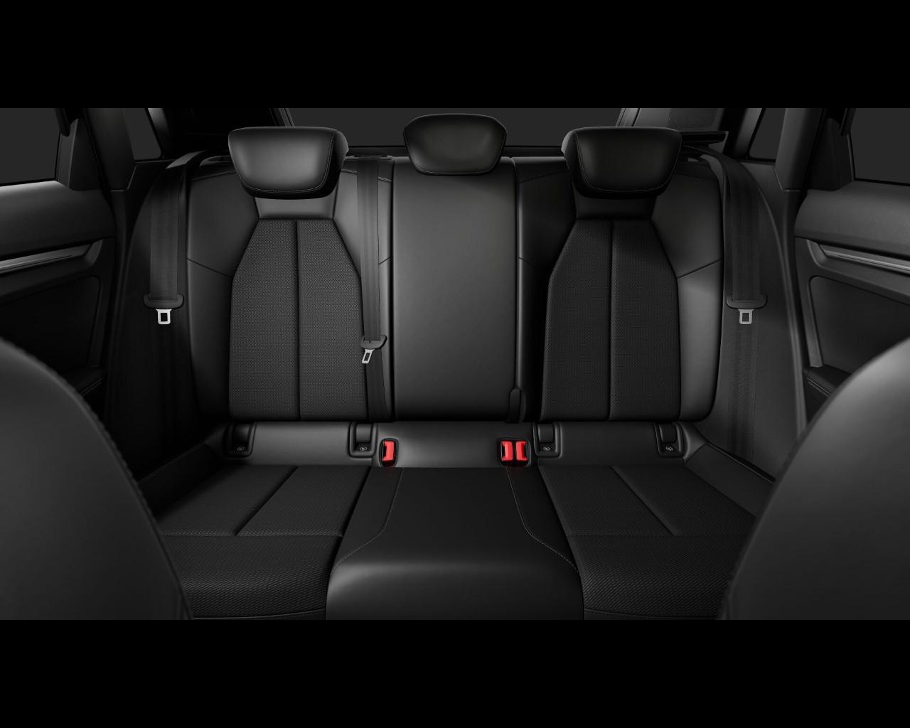 AUDI Audi A3 allstreet Identity Contrast TDI 110 kW S tronic