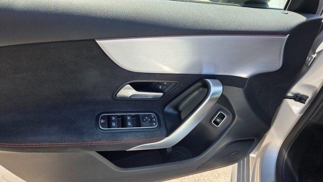 MERCEDES-BENZ A 200 Premium Amg PERMUTE UNICOPROPRIETARIO