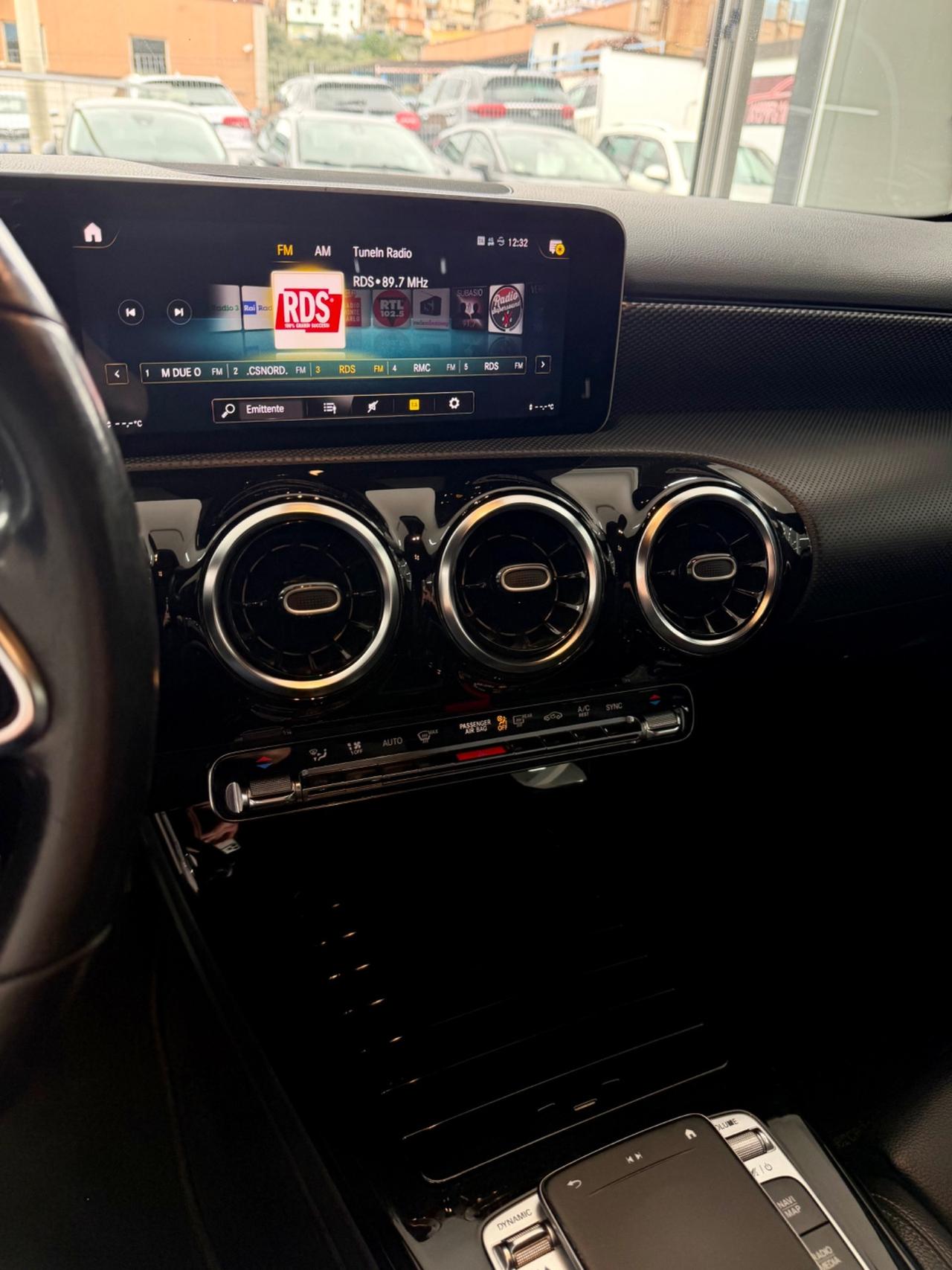 Mercedes classe A180 sport FINANZIABILE