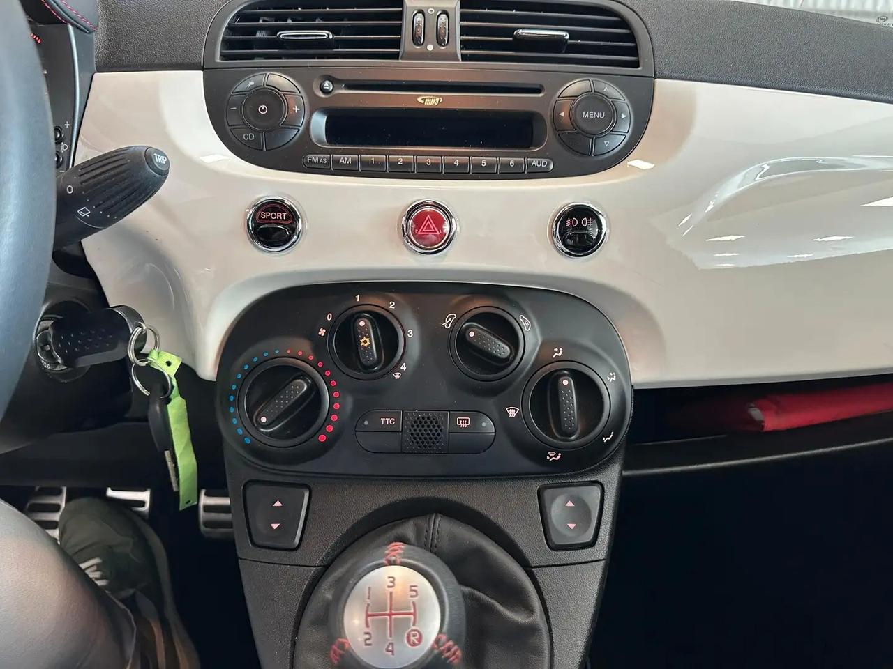 Abarth 500 1.4 Turbo 135CV • Cerchi 17’’ • Bi-Xeno • Navi