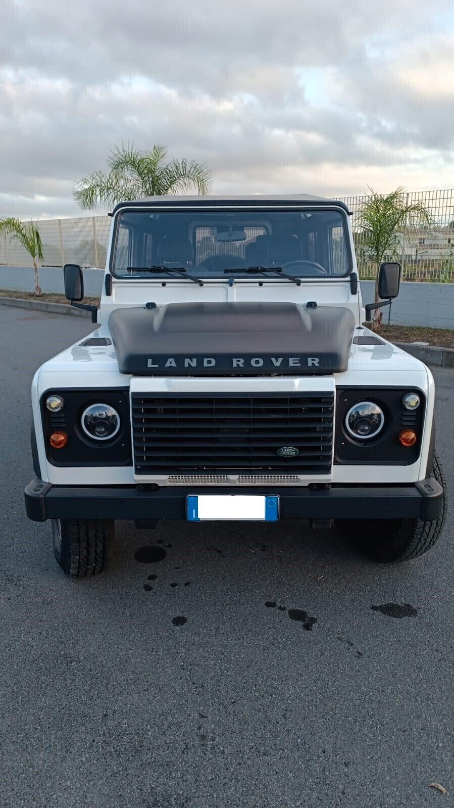 Land Rover Defender 90 2.2 TD4 Station Wagon N1