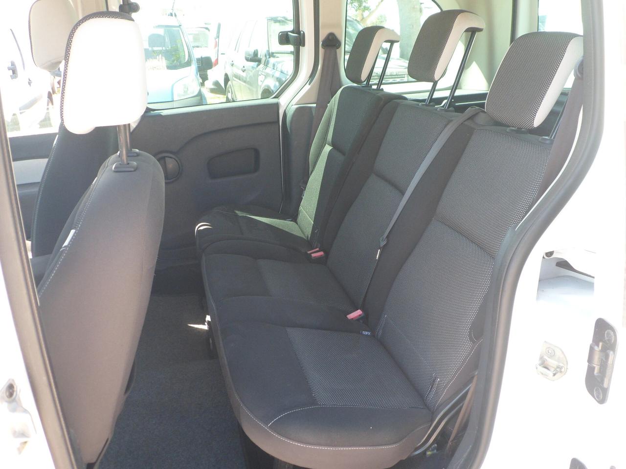 Renault Kangoo 5 posti autocarro