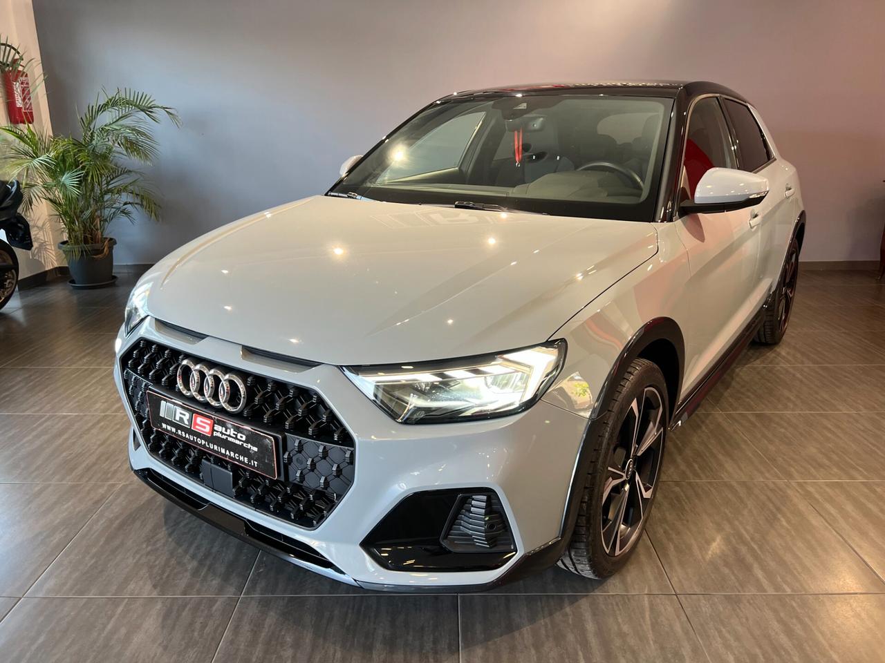 Audi A1 citycarver 30 TFSI S tronic S line