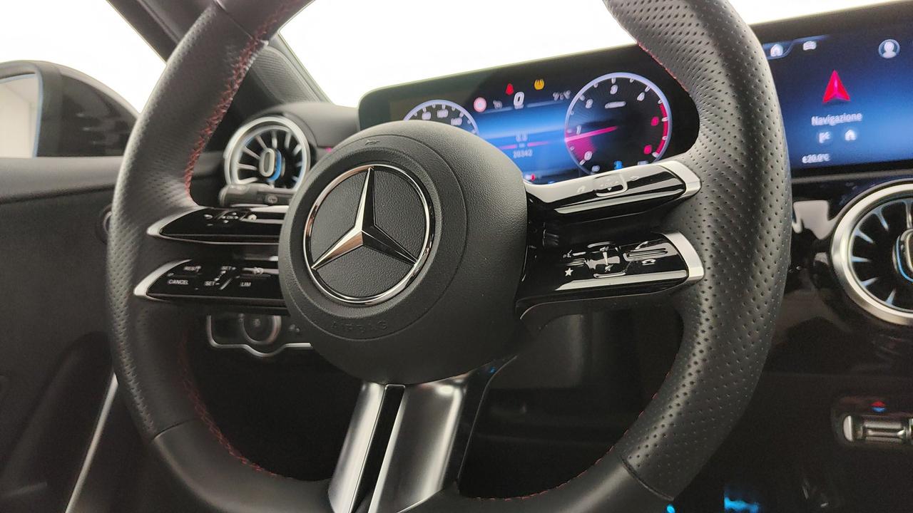 Mercedes-Benz A 180 d Premium auto