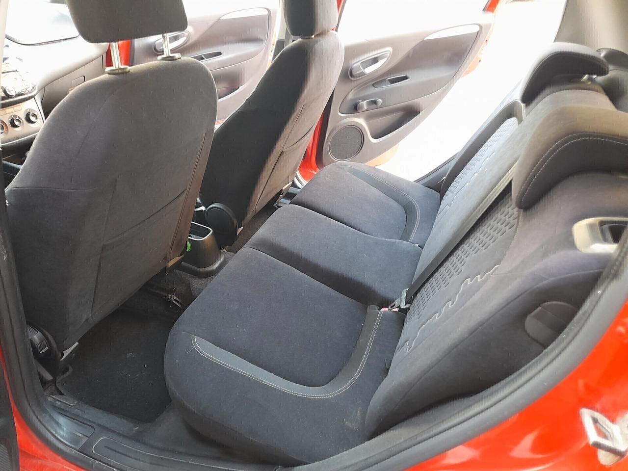 Fiat Punto 1.3 MJT II 75 CV 5 porte Lounge