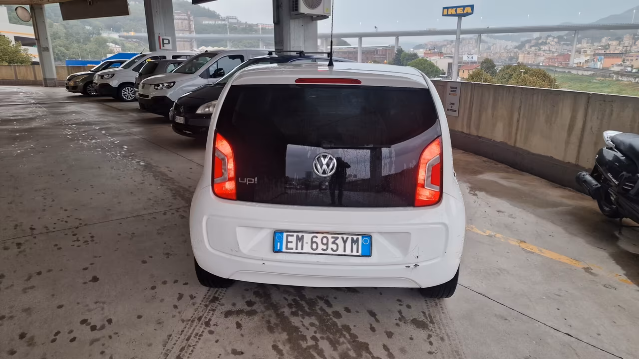 Volkswagen up! 1.0 75 CV 5p. high