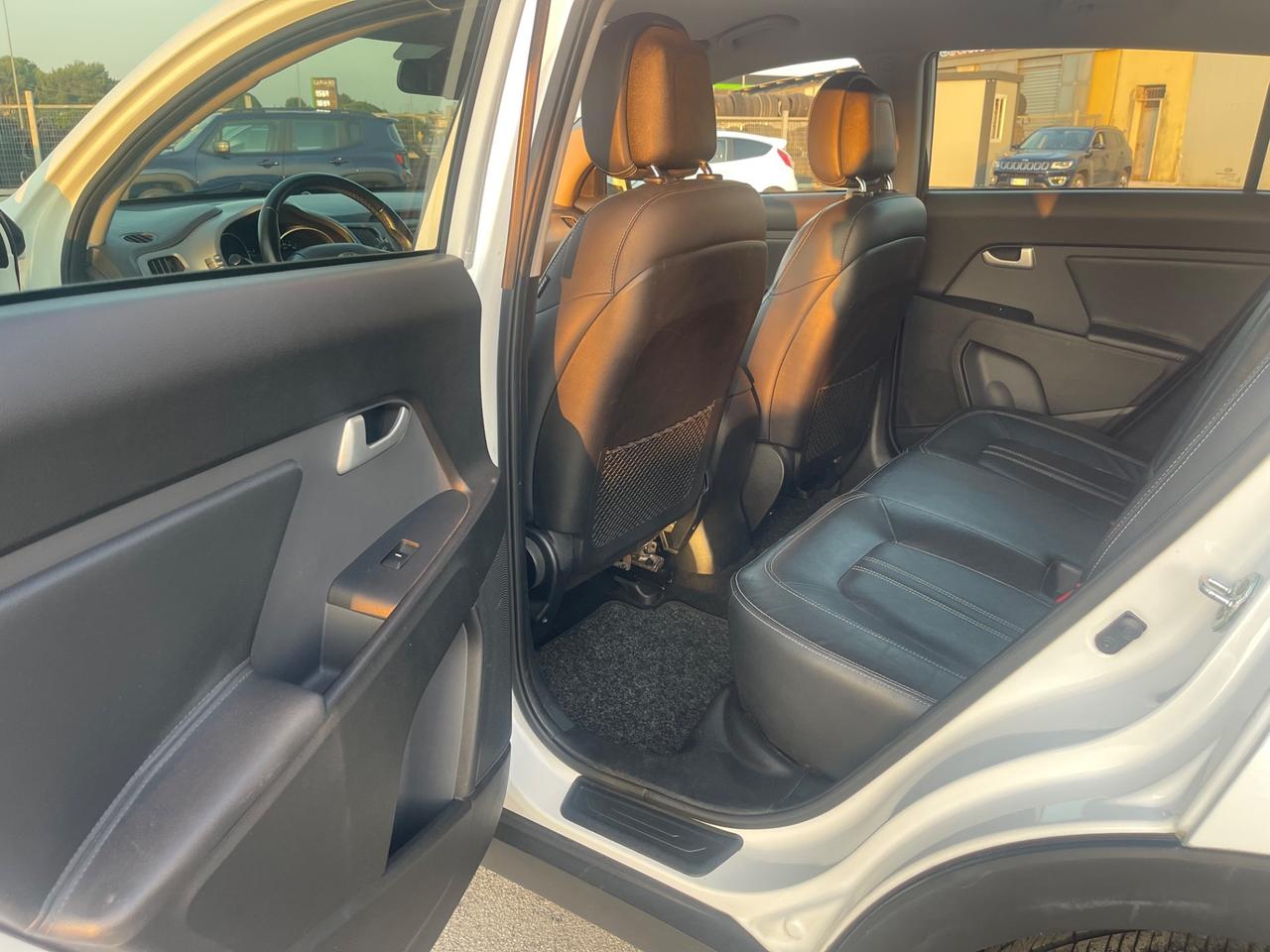 KIA SPORTAGE 1.7 CRDI HIGH TECH FULL LED MY16