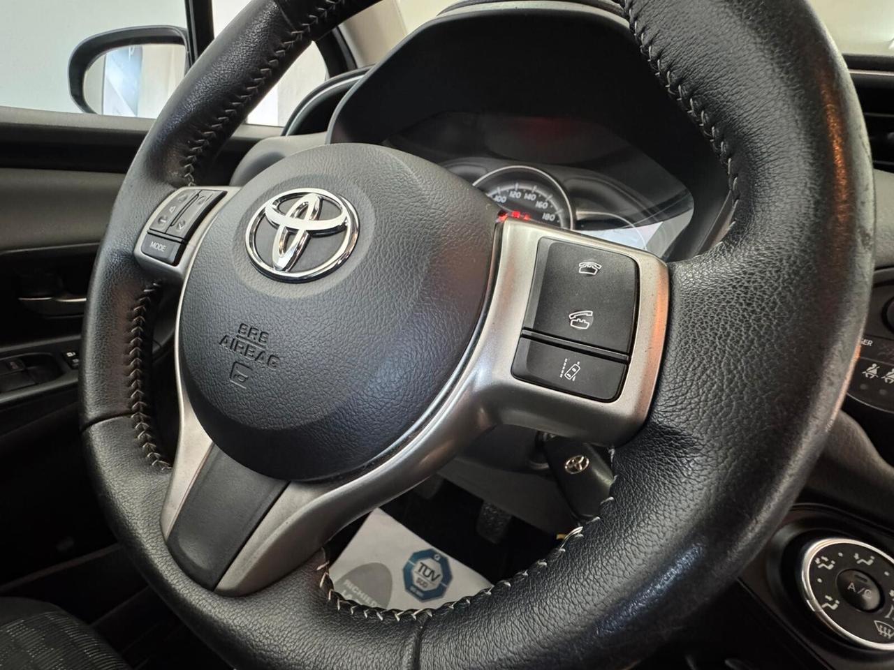 Toyota Yaris 1.0 5 porte Lounge