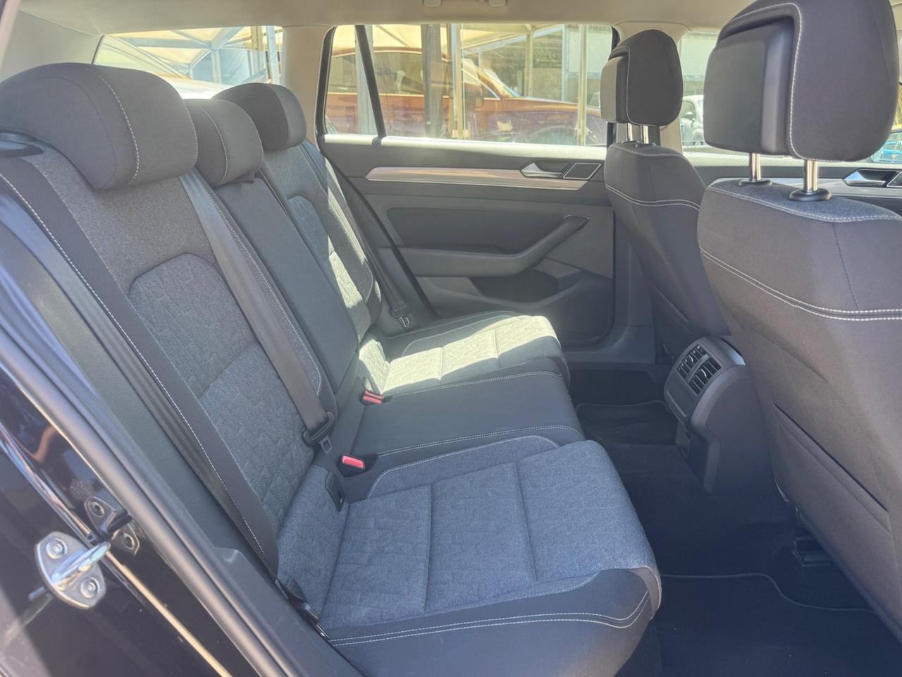 VOLKSWAGEN PASSAT 2.0 TDI 150 CV BUSINESS FULL IVA