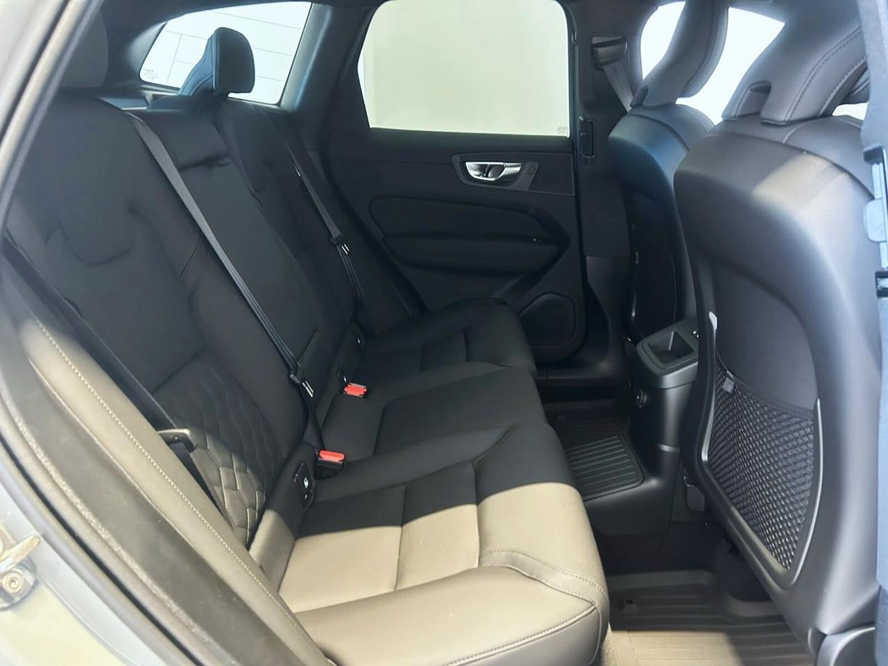 Volvo XC 60 T6 Plug-in hybrid AWD auto Ultra Dark