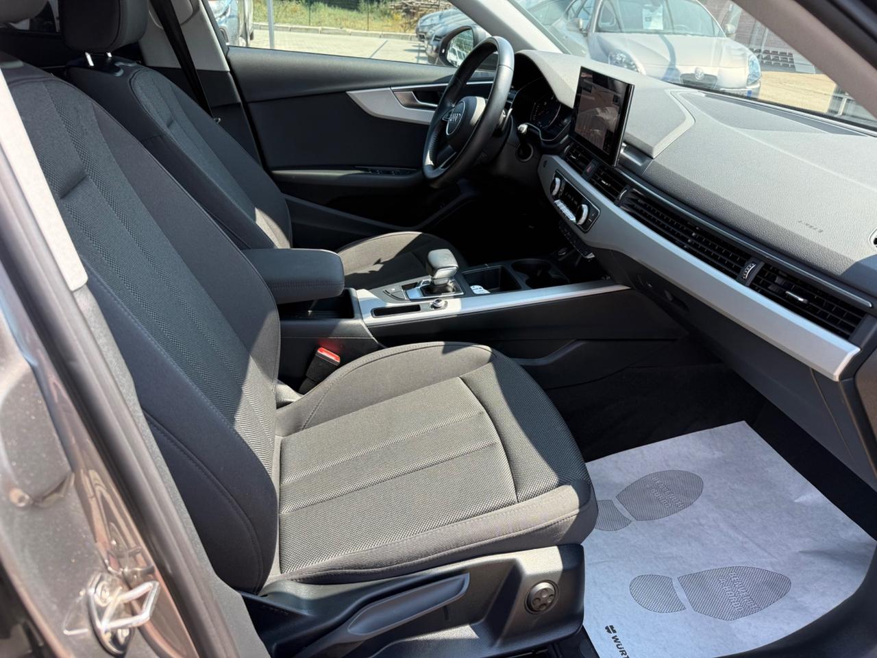Audi A4 Avant 35 TDI/163 CV S tronic Business Advanced