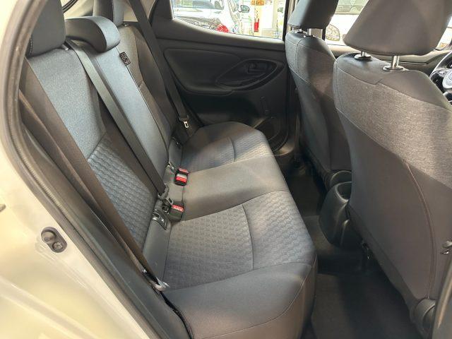 TOYOTA Yaris 1.0 5 porte Active - Telecamera - Carplay - IVA