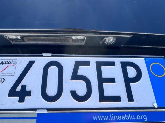 VOLVO V60 D3 AWD Geartronic R-design N1 - AUTOCARRO