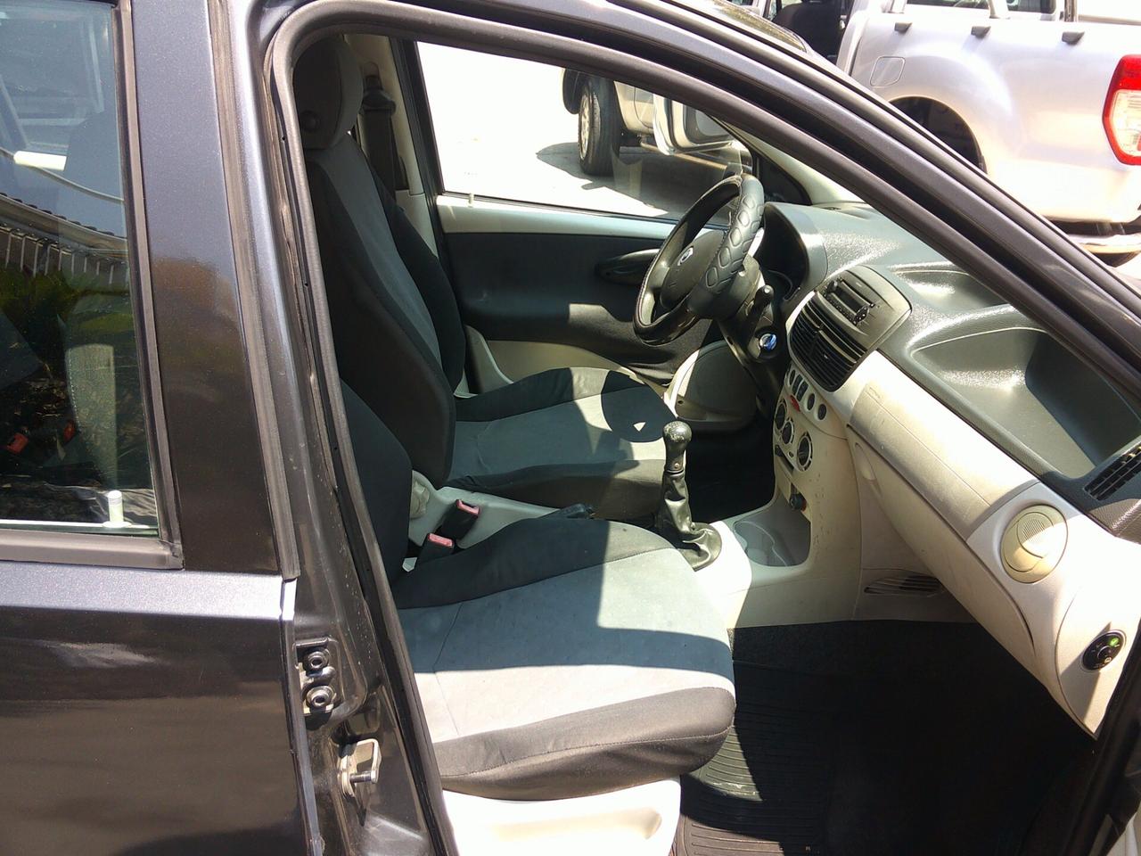 Fiat Punto 1.3 Multijet 16V 5 porte Dynamic 04