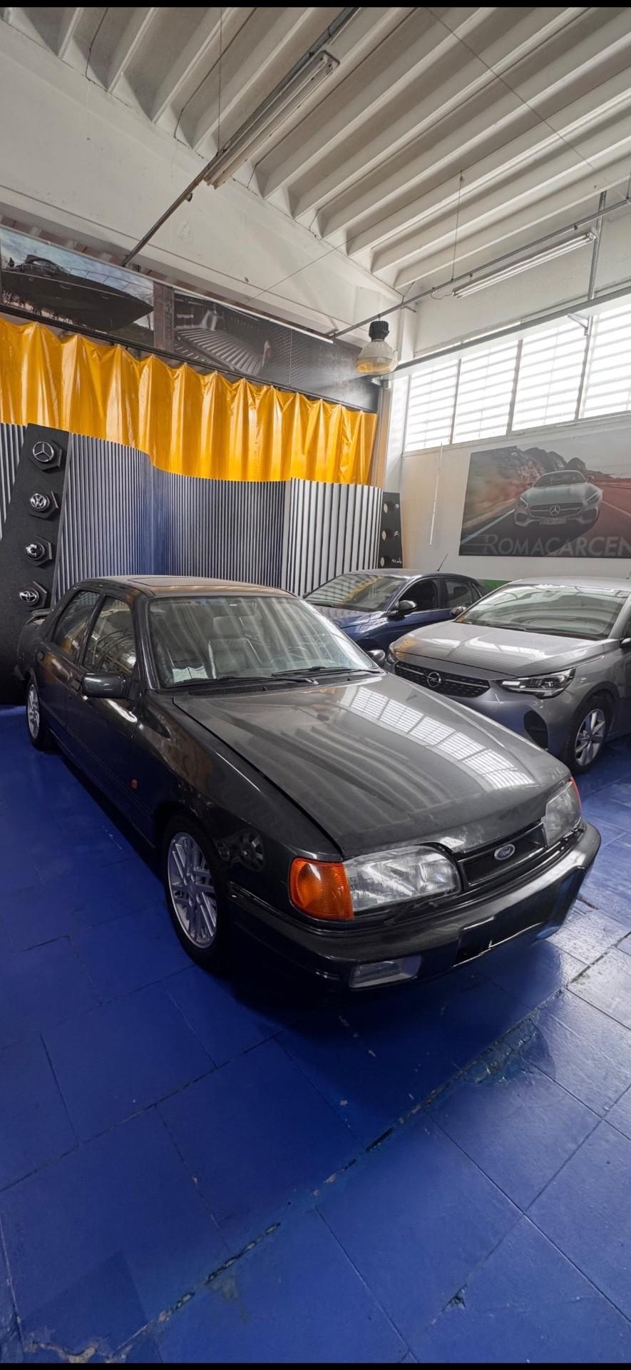 Ford Sierra 2.0i turbo 16V 4p. RS Cosworth Executive