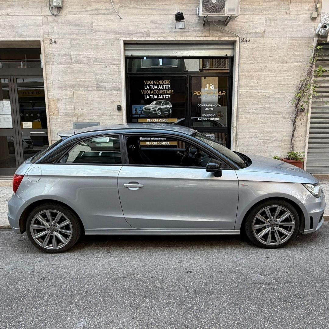 Audi A1 1.2 TFSI Admired - 86CV