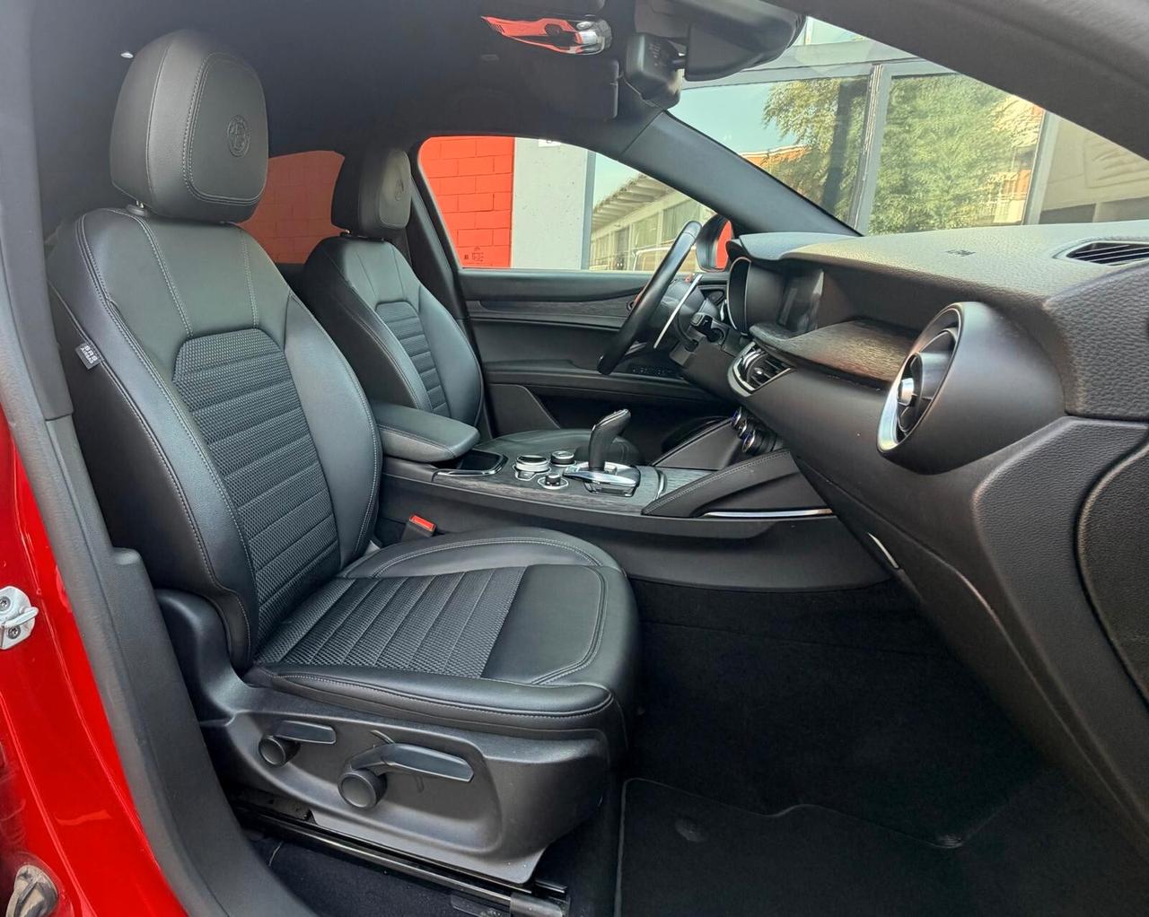 Alfa Romeo Stelvio 2.2 Turbodiesel 210 CV AT8 Q4 Competizione