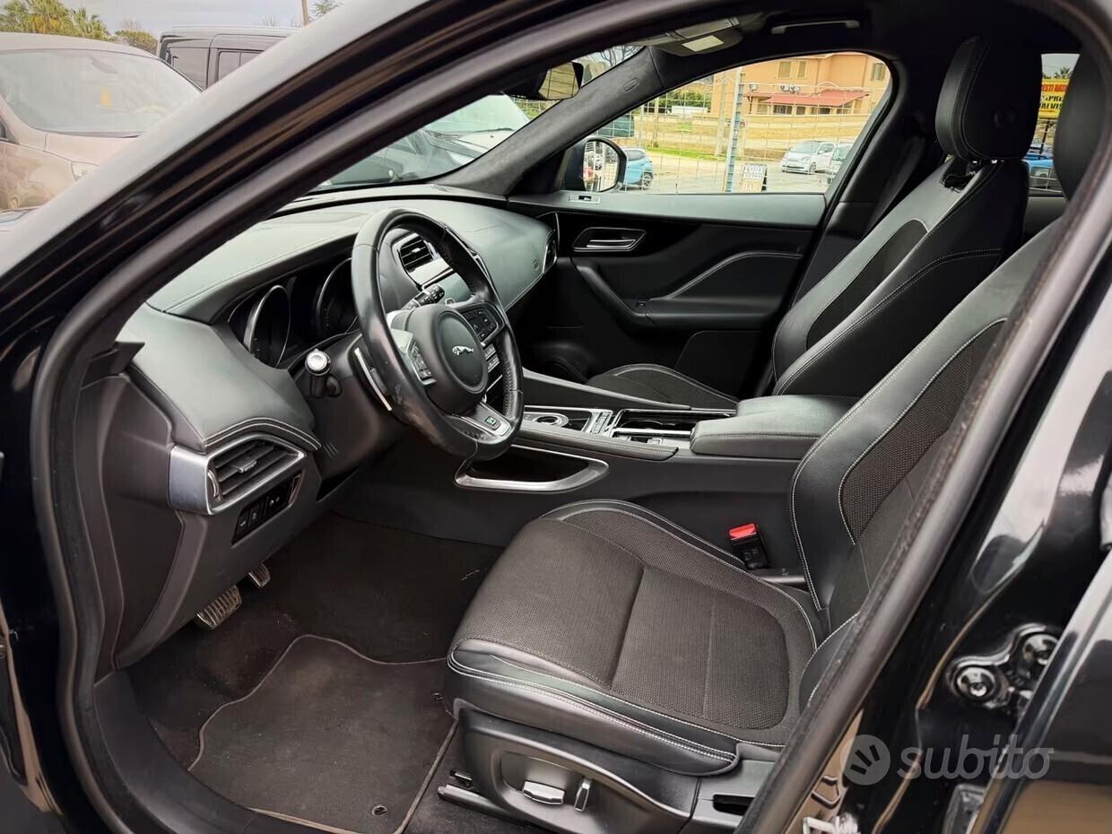 Jaguar F-Pace 2.0 250 CV AWD aut. Portfolio 12 mesi di garanzia!