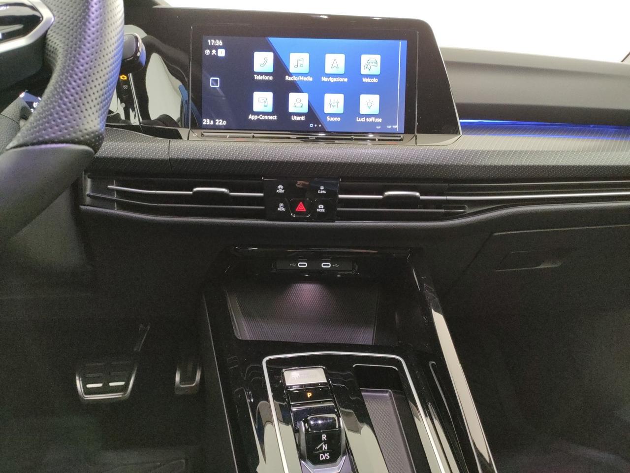 Volkswagen Golf 2.0 tdi r-line 150cv dsg