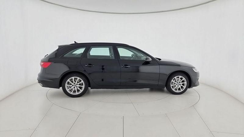 Audi A4 Avant 40 TDI quattro S tronic Business