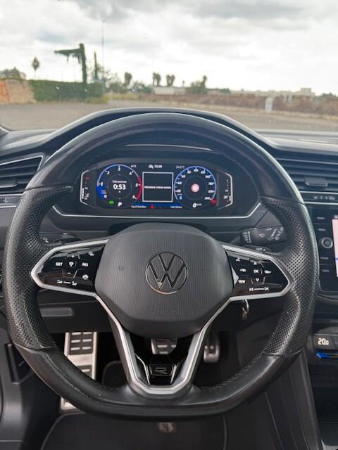 Volkswagen Tiguan 2.0 TDI 150 CV SCR DSG R-Line