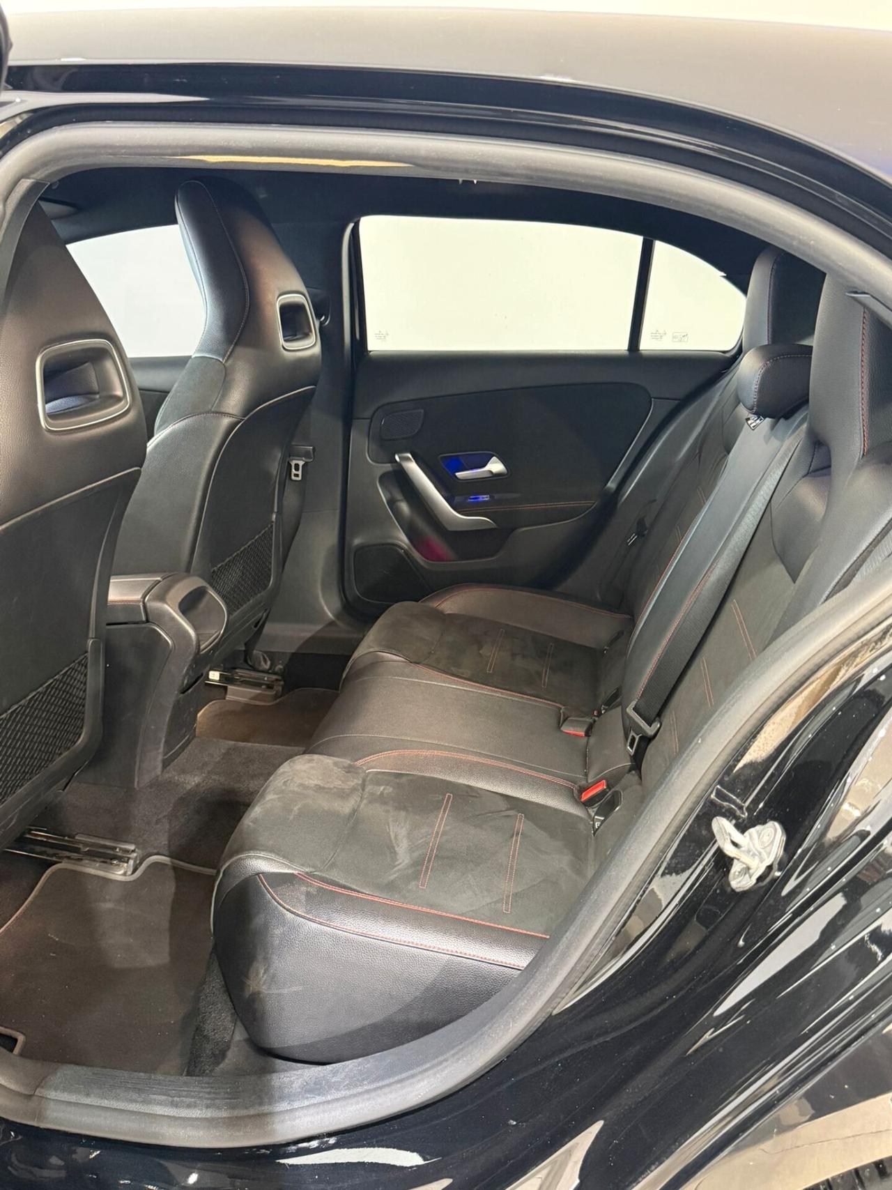 MERCEDES CLASSE A 180 AMG LINE PREMIUM 90milakm