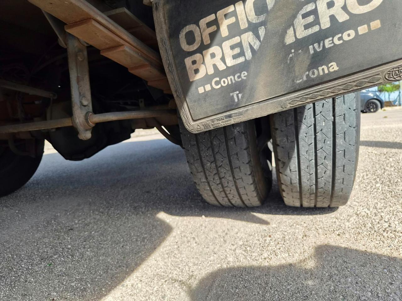 Iveco Daily 35C10 Cassa Isotermica Coibentata con Sponda Idraulica ruote gemellate
