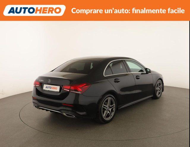 MERCEDES-BENZ A 200 d Automatic Premium