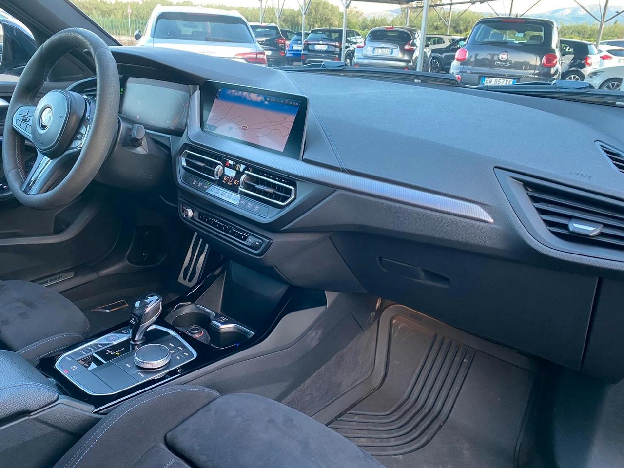 Bmw 116 116d 5p. Luxury