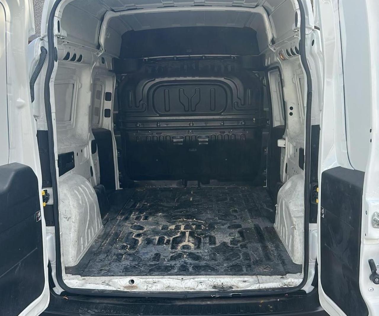 Fiat Doblò 1.6 MJT 105CV L2 H2 Maxi XL 3 posti NETTO