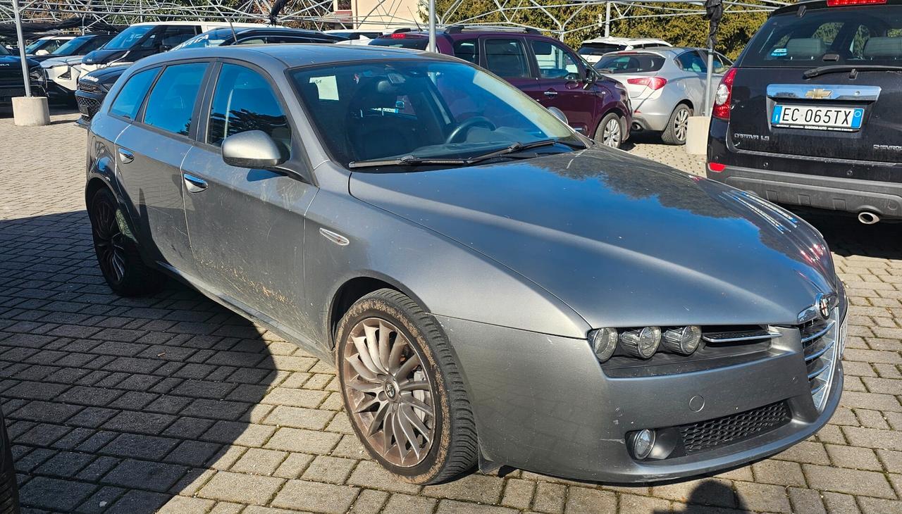 Alfa Romeo 159 2.4 JTDm 200 CV Sportwagon Distinctive Q-Tronic