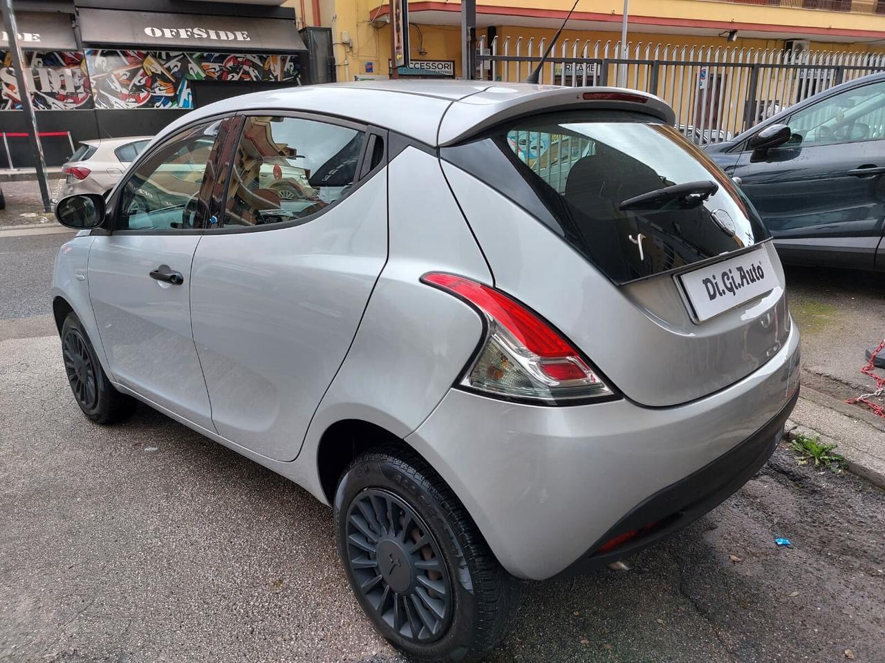 Lancia Ypsilon 5 porte Ecochic Elefantino Blu GAS