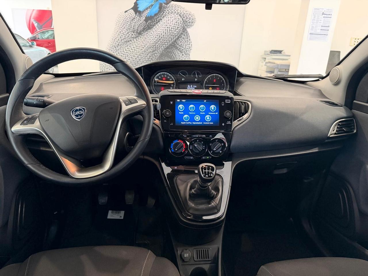 Lancia Ypsilon 1.0 FireFly 5 porte S&S Hybrid Ecochic Gold