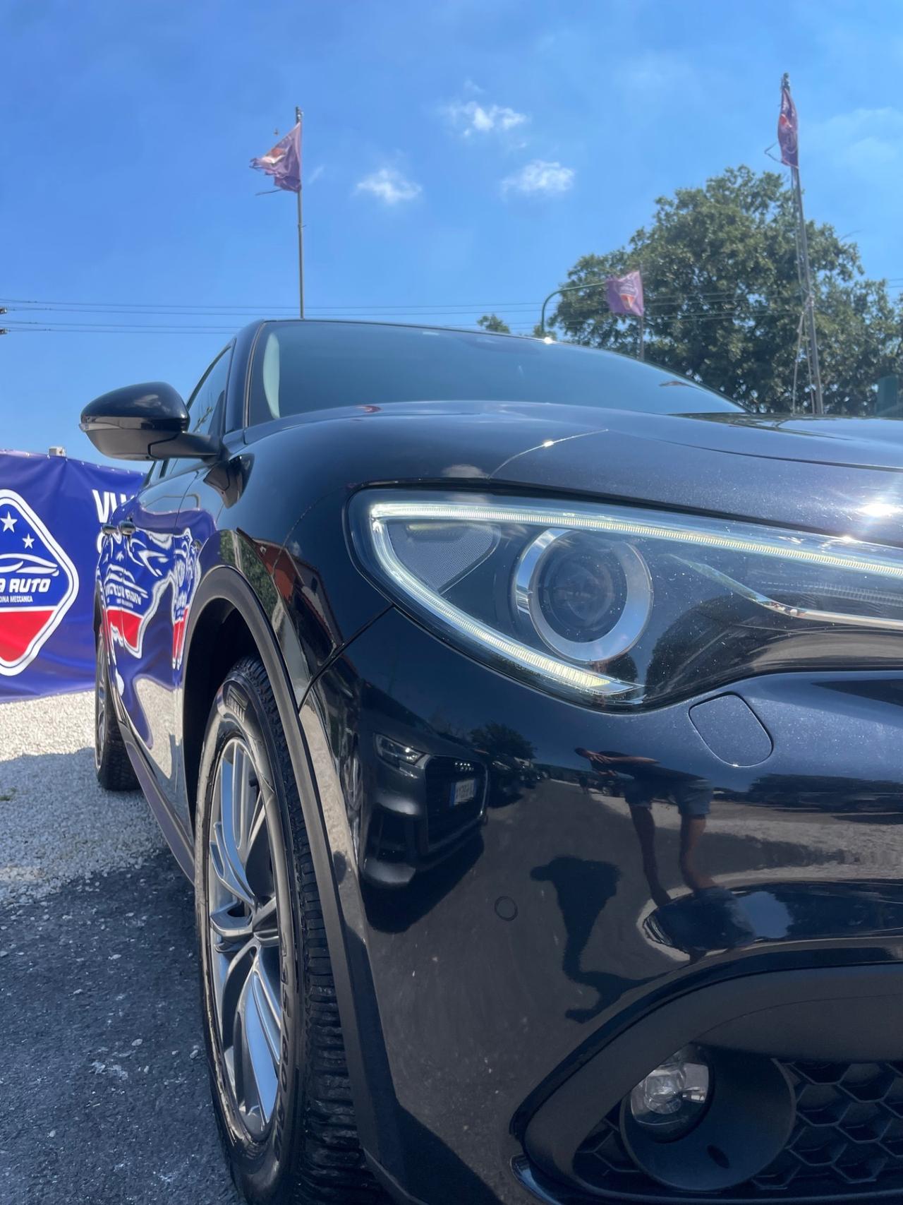 Alfa Romeo Stelvio 2.2 Turbodiesel 180 CV AT8 RWD Executive