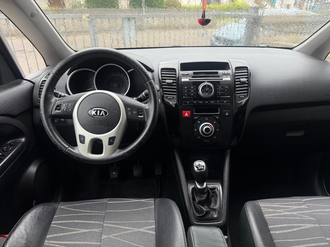 Kia Venga 1.6 CRDi DIESEL FULL OPT POCHI KM NEOPATE