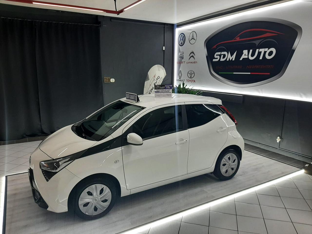 Toyota Aygo 1.0 VVT-i 72 CV 5 porte x-clusiv