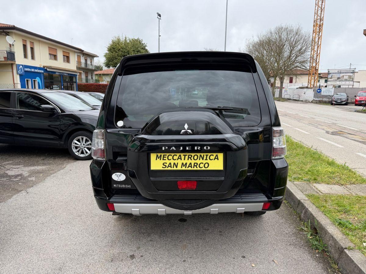 MITSUBISHI - Pajero - 3.2 DI-D 16V A/T 5p. Instyle #TAG.CERTIFICATI