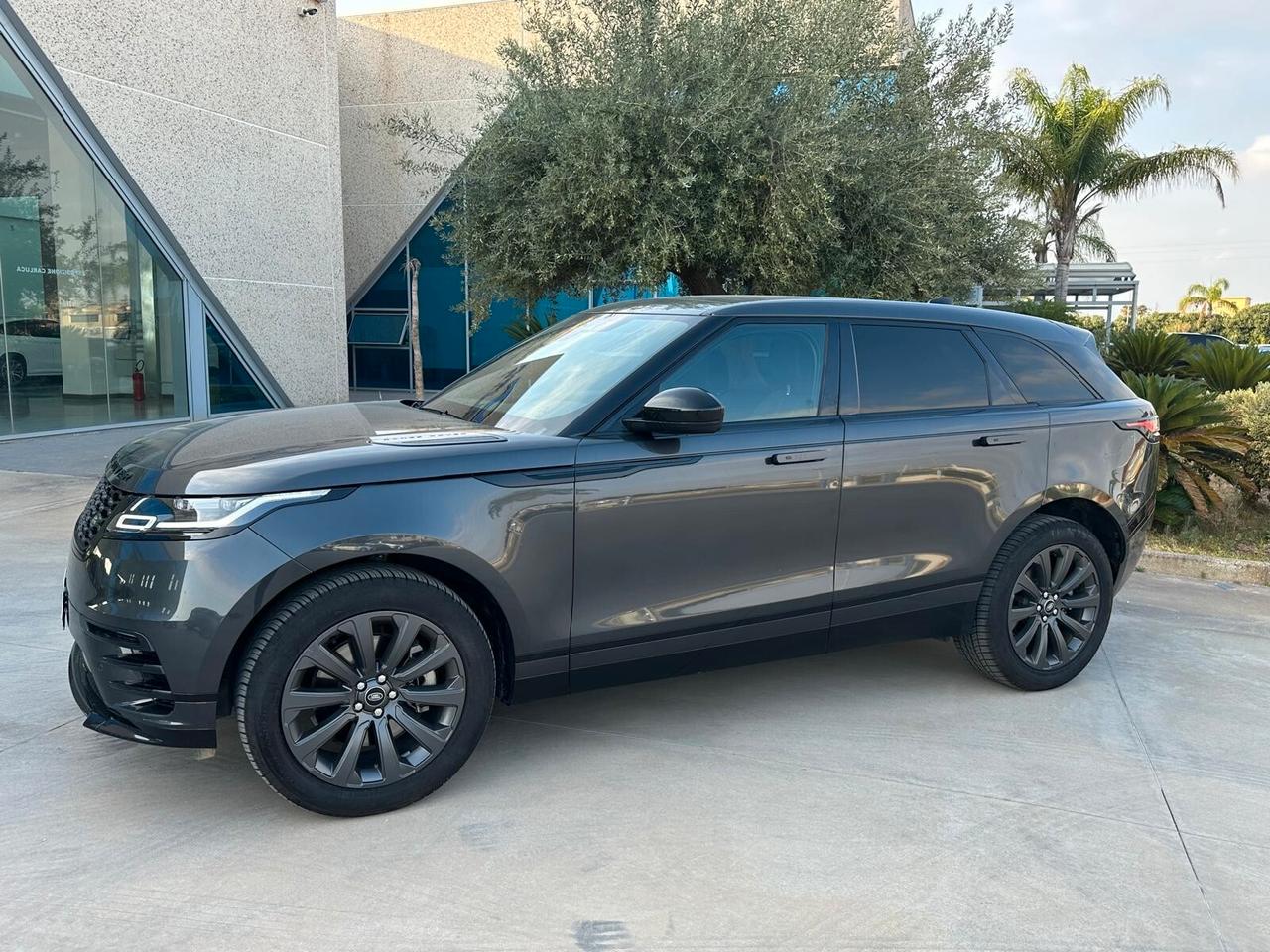 Land Rover Range Velar 2.0D I4 204 CV R-Dynamic SE possibilità noleggio no scoring