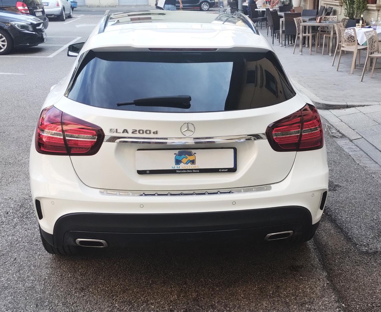 Mercedes-benz GLA 200 d Automatic Night Editin AMG Line